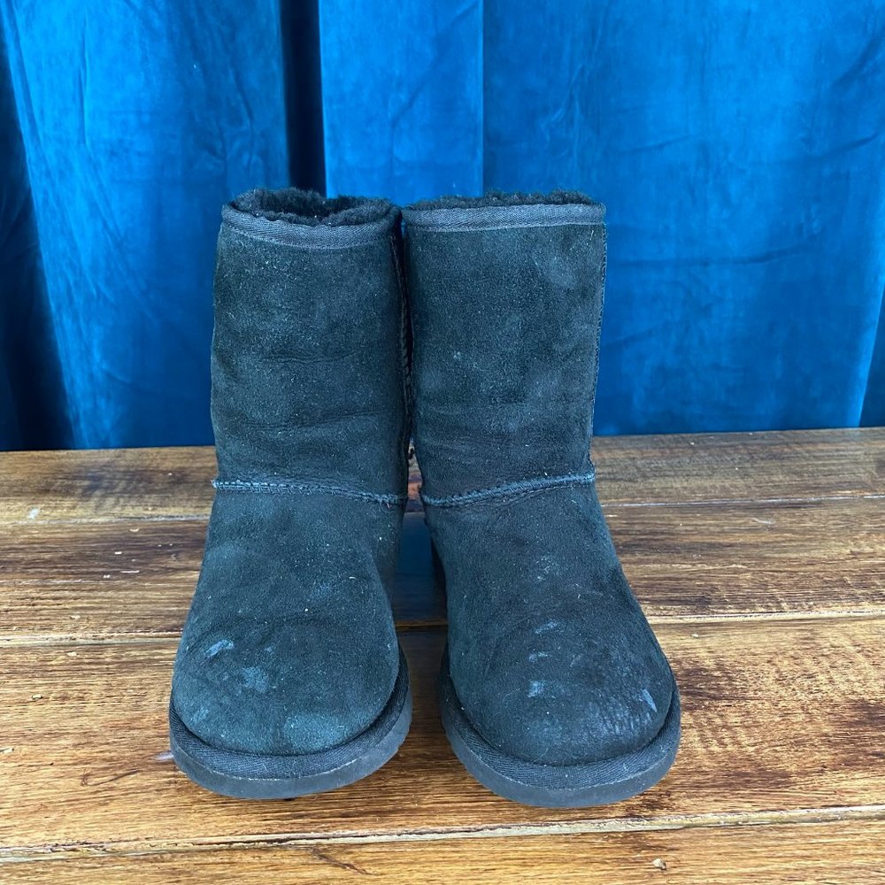 UGG Classic Short Black Sheepskin Boots - Picture 2 of 6